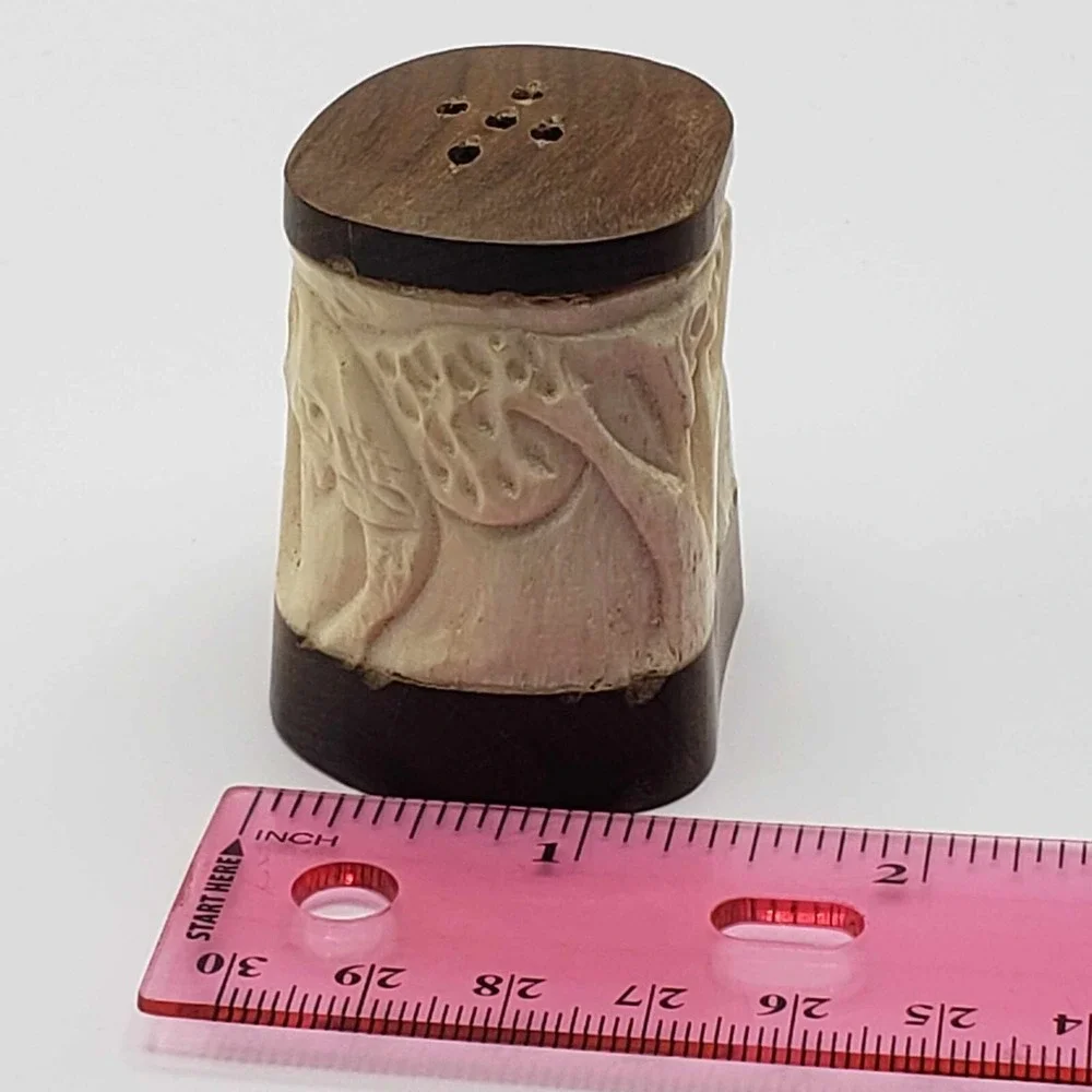 African Handmade Bone & Wood Elephant Salt Pepper Shakers Kitchen Collectables